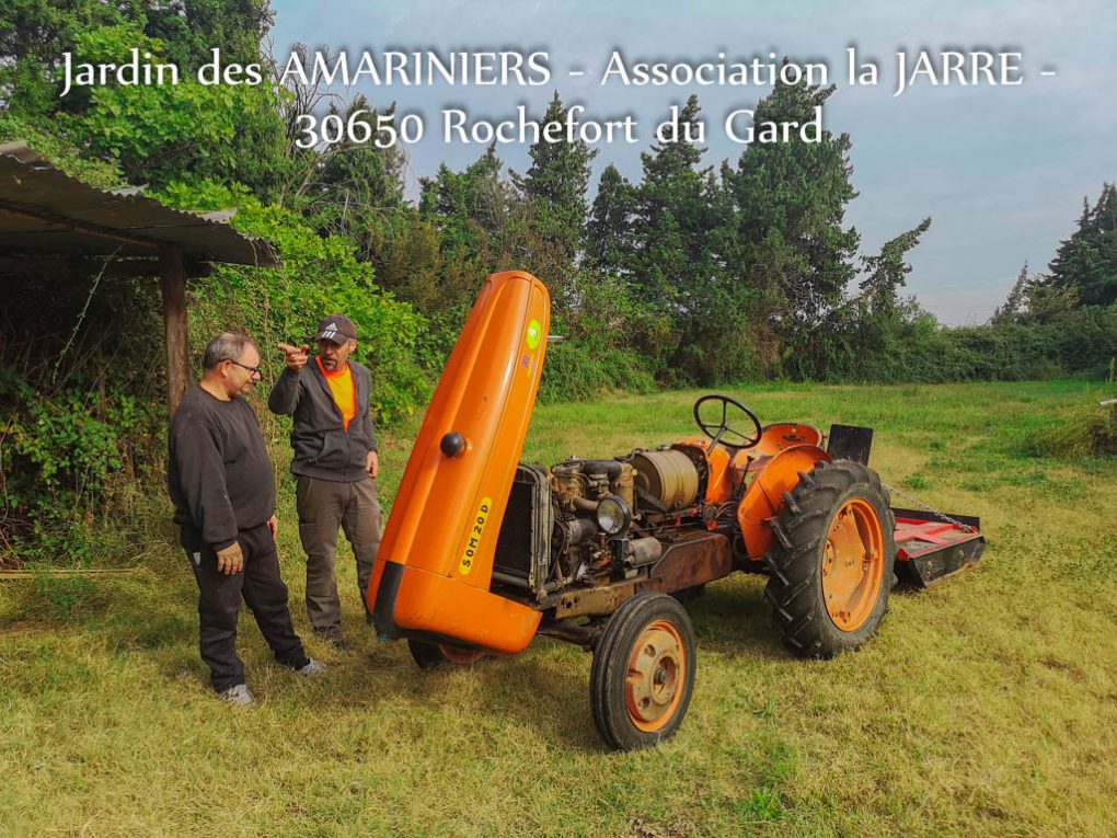 JeanMarie Éric et le tracteur - Jardin des Amariniers - Asso la JARRE