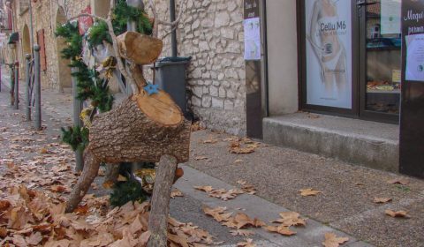 Décoration Renne en chêne massif - association la jarre écocitoyenne